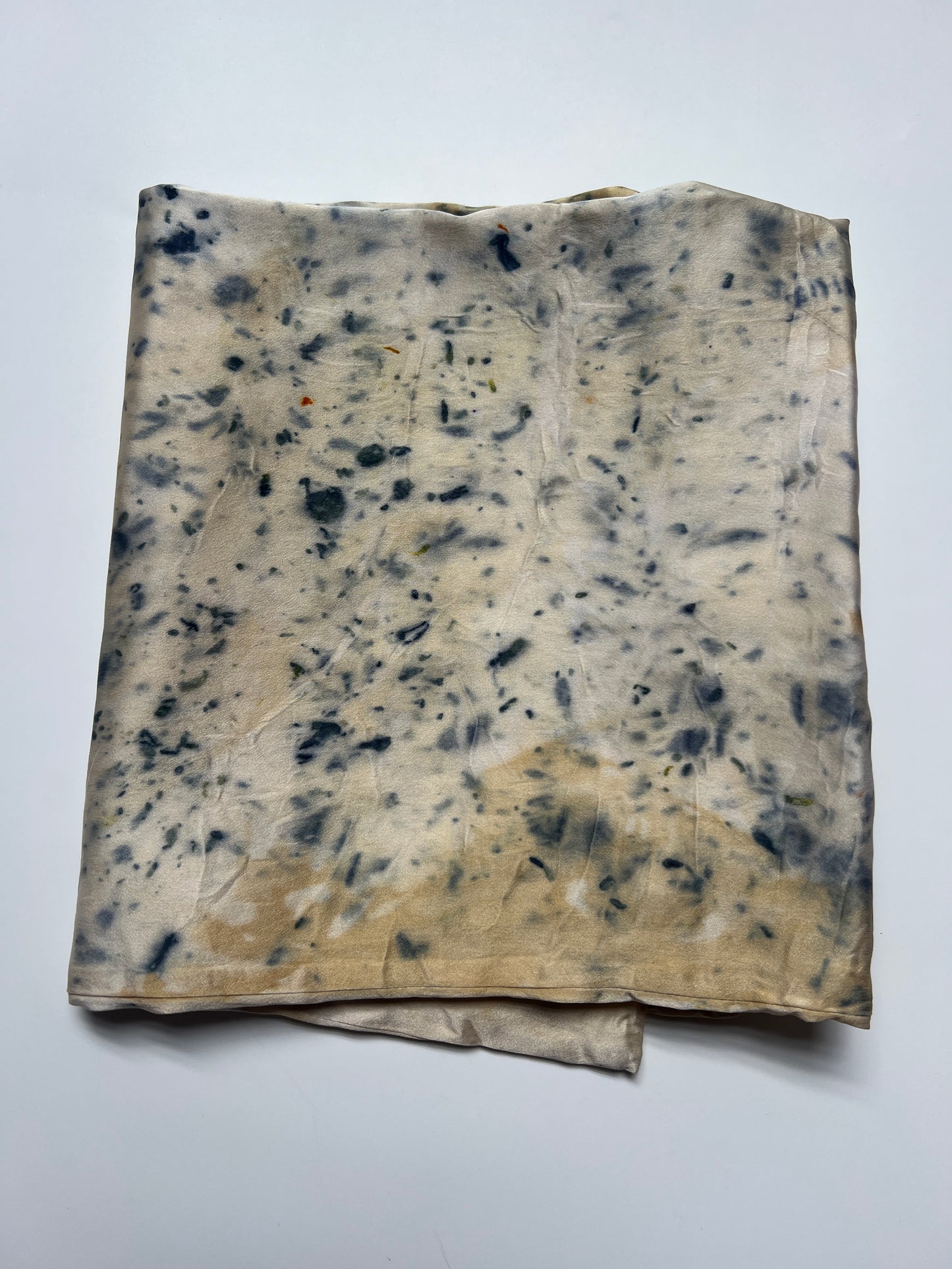 Acorn & Scabiosa Dyed Silk Pillowcase